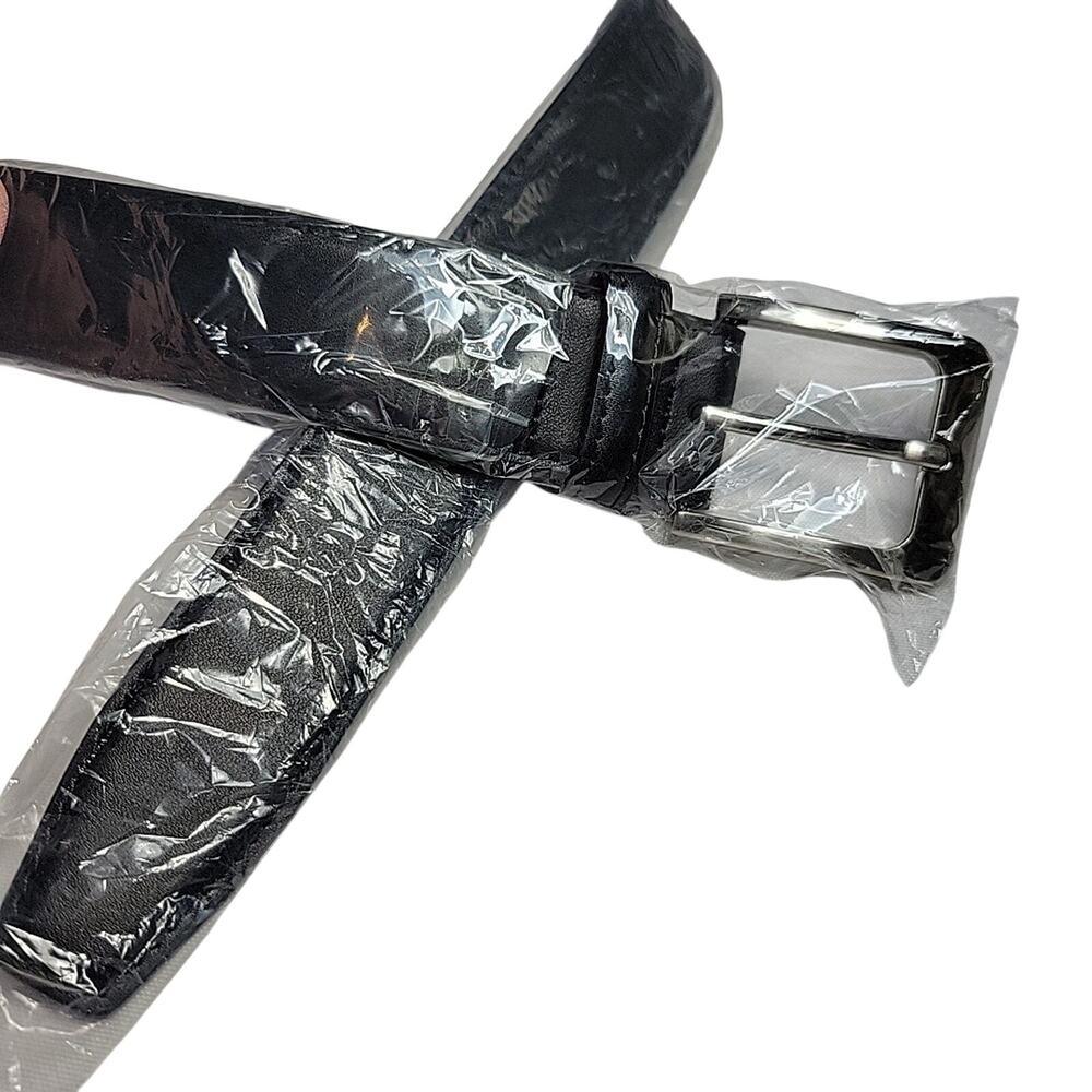 Belt Menβs Leather Black Brand NEW in Plastic Size 30 VATAN Brand, unopened